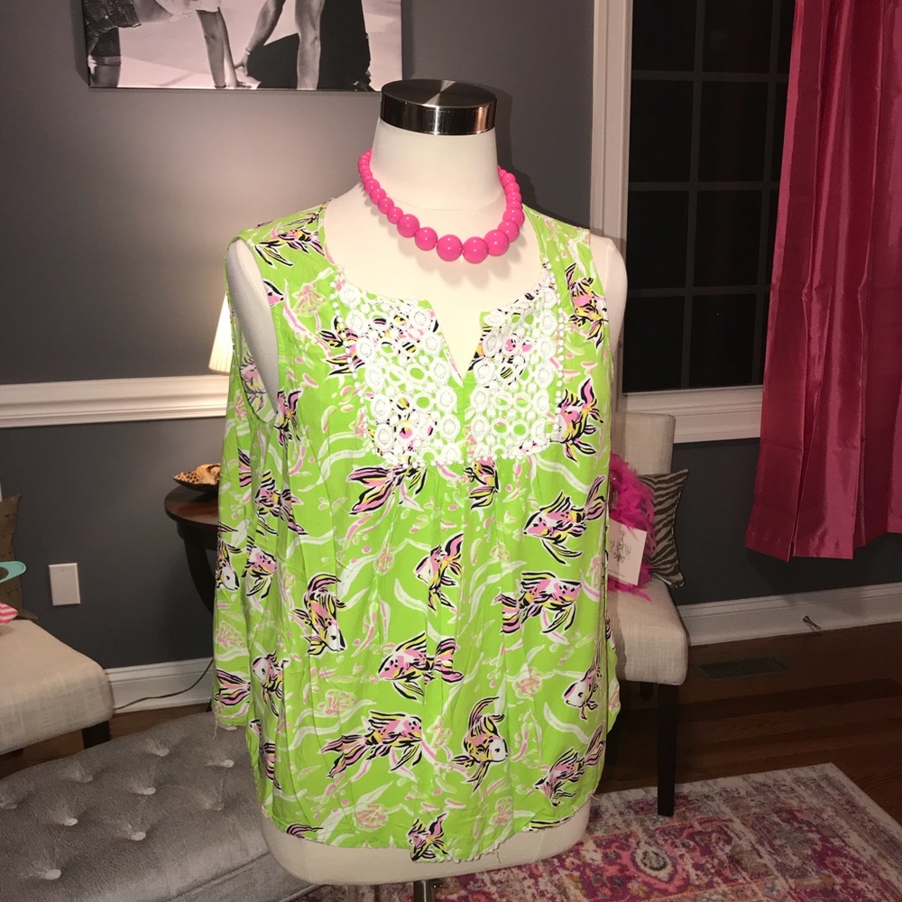 Crown & Ivy tank 2x